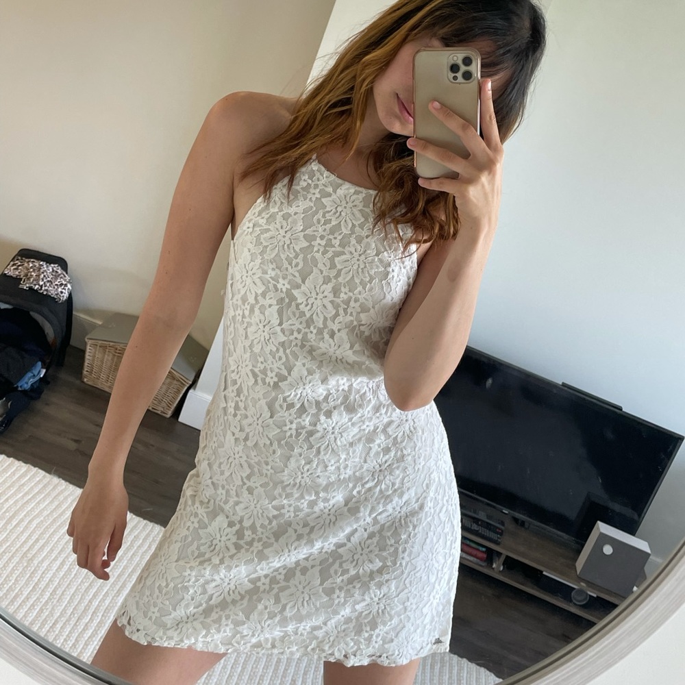 White lace summer dress 🤍